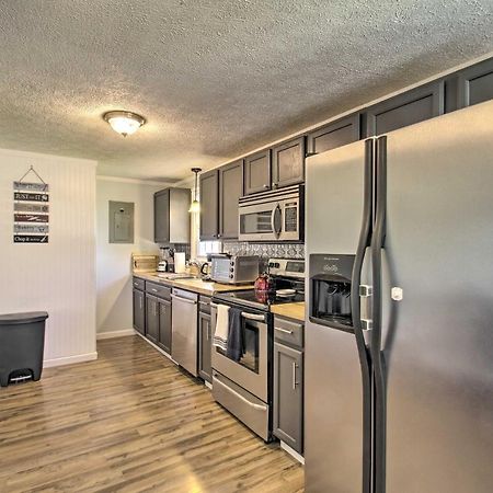 Dog-Friendly Fayetteville Home With Hot Tub! Εξωτερικό φωτογραφία